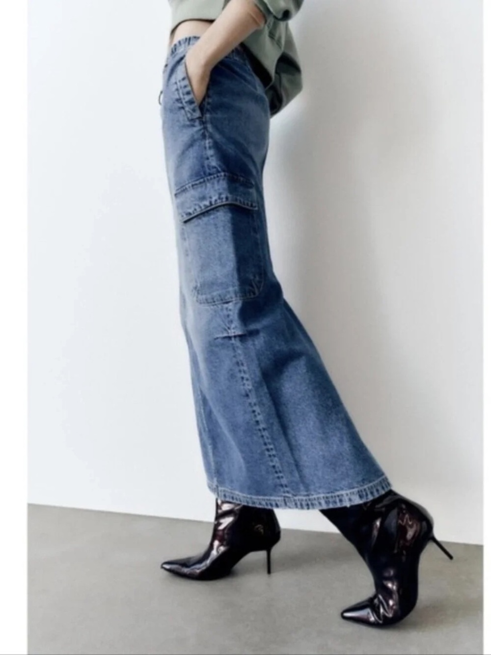 Zara Blue Denim Cargo Midi Skirt Light Wash Size M
